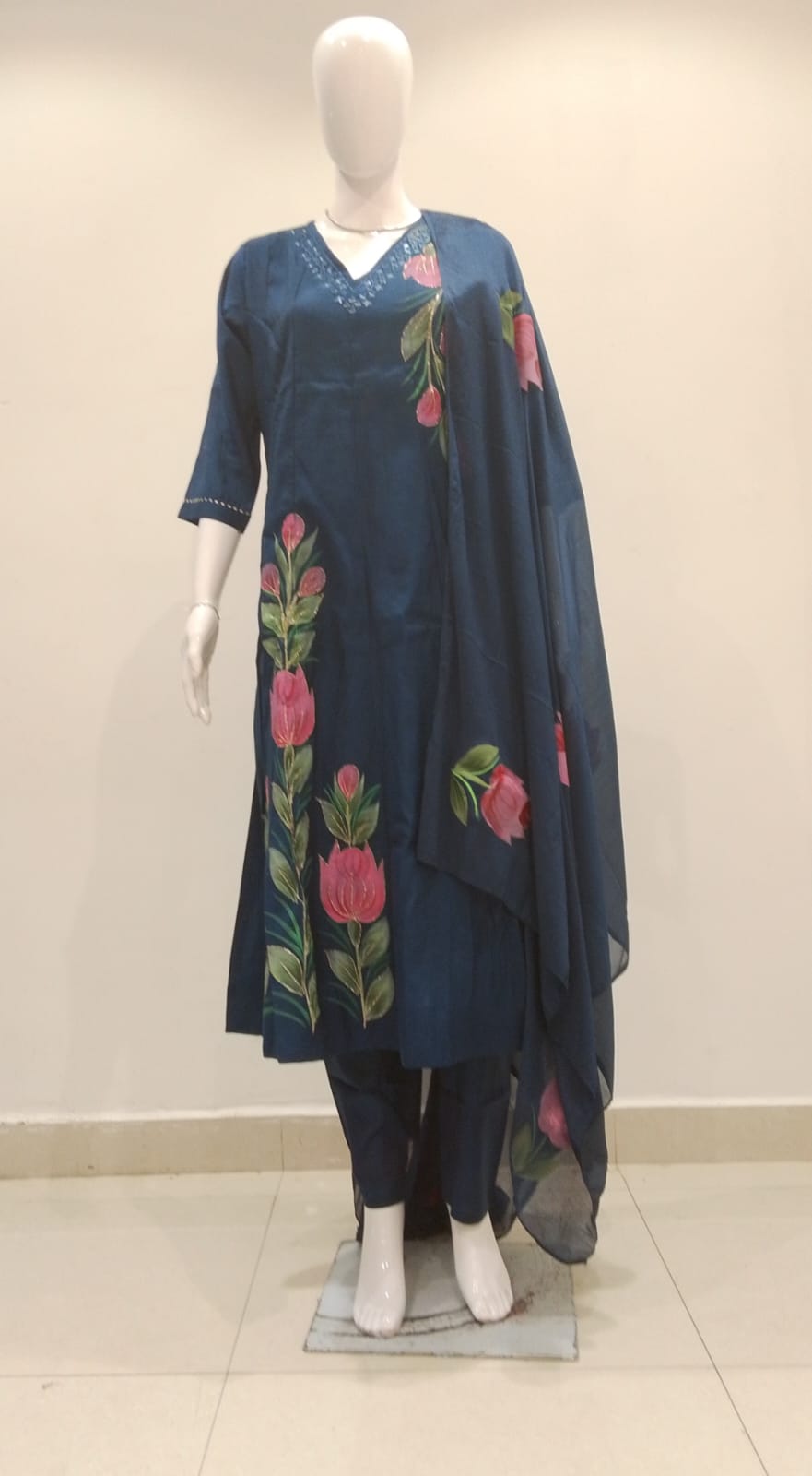 Hand-painted floral kurta set, navy blue